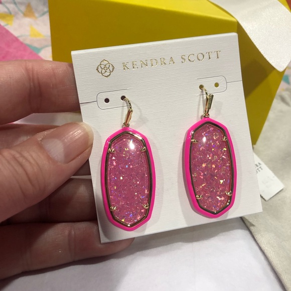 Kendra Scott Elle Pink Iridescent Opal  Drop Earrings In Gold - Picture 9 of 9